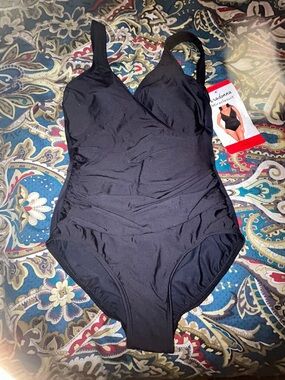 NWT!! - Miraclesuit Black One-Piece Tummy Wrap Control Swimsuit